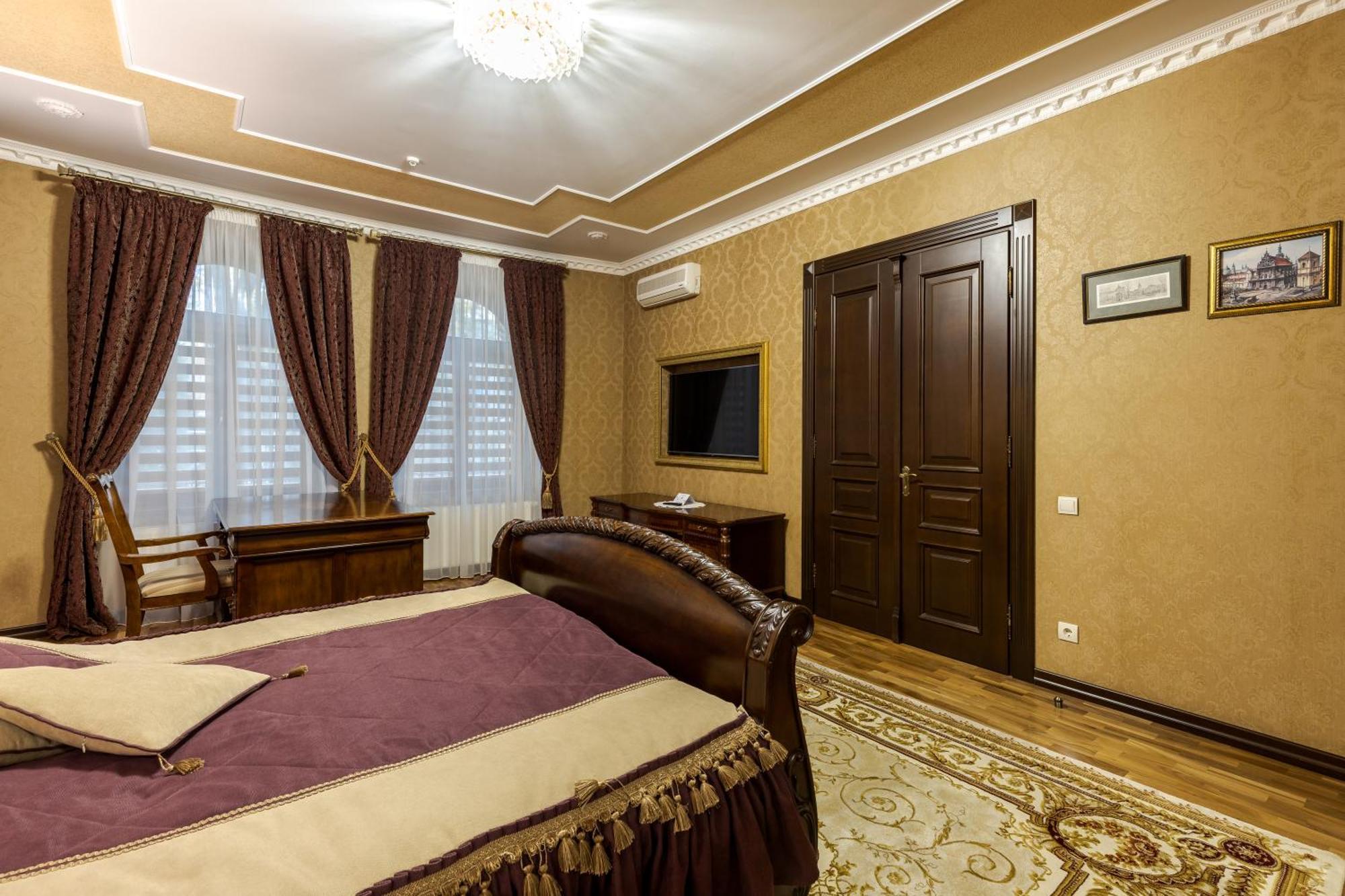 Luxury Boutique Andreevskiy Lviv Exterior photo